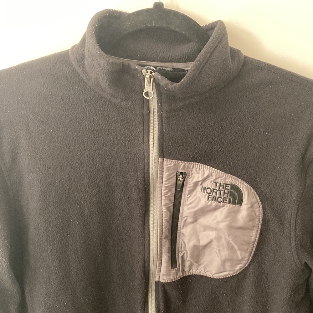 North Face Windbreaker - image 3